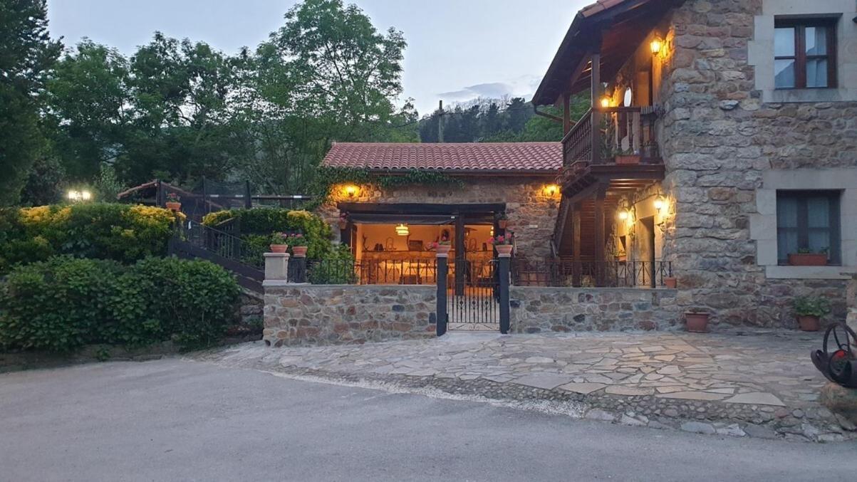 Casa Rural Caborzal Renedo De Cabuerniga エクステリア 写真