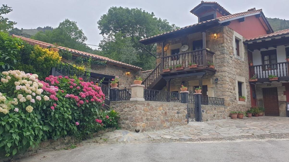 Casa Rural Caborzal Renedo De Cabuerniga エクステリア 写真