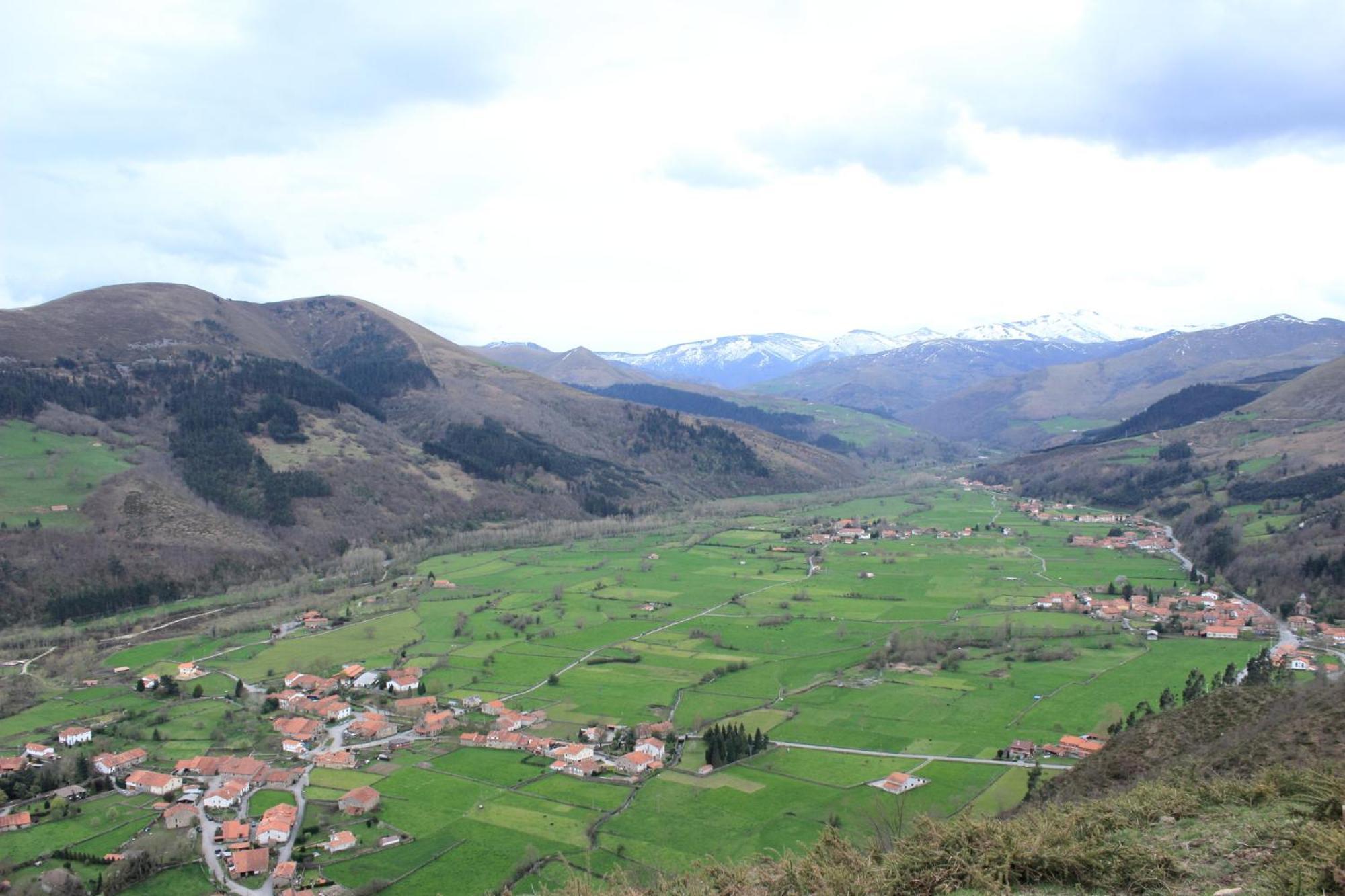 Casa Rural Caborzal Renedo De Cabuerniga エクステリア 写真